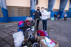 Doações foram levadas até a campanha municipal, cuja sede está no Ginásio Tesourinha