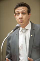 Retrato vereador Juan Savedra.