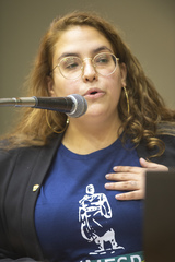 Retrato vereadora Vitória Cabreira.