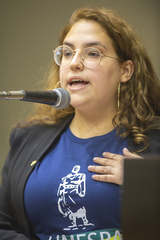 Retrato vereadora Vitória Cabreira.