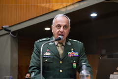 Comandante militar do Sul, general Valério Stumpf Trindade, agradeceu a homenagem prestada pela Câmara