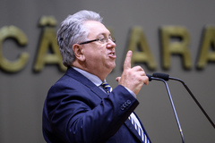 Adeli Sell (PT) sugere uma Parceria Público Privada para revitalizar o Viaduto