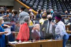 Vereadores em Plenário na sessão de hoje