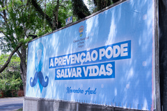 Outdoor na Câmara Municipal em alusão ao Novembro Azul.