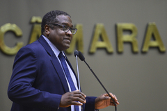 Delegado Cleiton apresentou proposta quando foi vereador pelo PDT