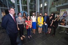 Presidente participa da abertura da exposição de fotografias "Margaridas", promovida pela Procuradoria Especial da Mulher.