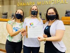 Vereadora Psicóloga Tanise Sabino se manifesta sobre o autismo na Tribuna da Câmara de Vereadores