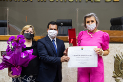 Vereador Alvoni Medina (Republicanos) e Marilice Carrer