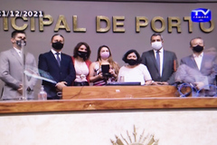 Homenagem foi recebida pelos familiares dos dois militares que morreram no sinistro