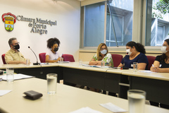 Reunião de Comissão - CECE - para debater sobre a destinação dos recursos do FUNDEB e MDE pela prefeitura de Porto Alegre.