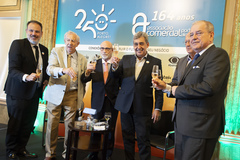 Presidente Idenir Cecchim e vereadores participam do MenuPOA especial - 250 anos de Porto Alegre e 164 anos da associação comercial de Porto Alegre