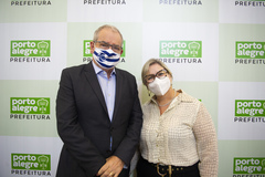 Cecchim e Sônia Maria na posse hoje pela manhã