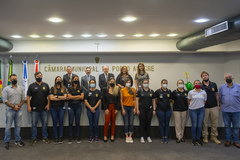 Presidente Idenir Cecchim preside Ato Solene de entrega de diplomas de Honra ao Mérito às 2ª e 15 ª Delegacias de Polícia, proposto pela vereadora Lourdes Sprenger.