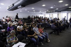 Encontro reuniu consumidores e representantes da empresa