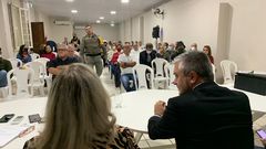 Reunião de segurança no bairro Floresta reuniu mais de 70 moradores. Foto: Fábio Born