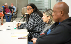 Reunião de Comissão - CECE - (Híbrida) Falta de vagas na educação infantil. Conselheiros Tutelares : Josimara Oliveira, Cléo Teixeira e Maria Inês Bracelos. Mãe Aluno Priscila Baptista.