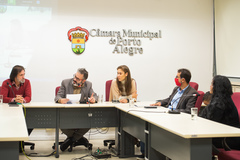 Reunião de Comissão - CECE - (Híbrida) Falta de vagas na educação infantil. Conselheiros Tutelares : Josimara Oliveira, Cléo Teixeira e Maria Inês Bracelos. Mãe Aluno Priscila Baptista.