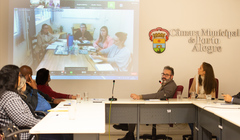 Reunião de Comissão - CECE - (Híbrida) Falta de vagas na educação infantil. Conselheiros Tutelares : Josimara Oliveira, Cléo Teixeira e Maria Inês Bracelos. Mãe Aluno Priscila Baptista.