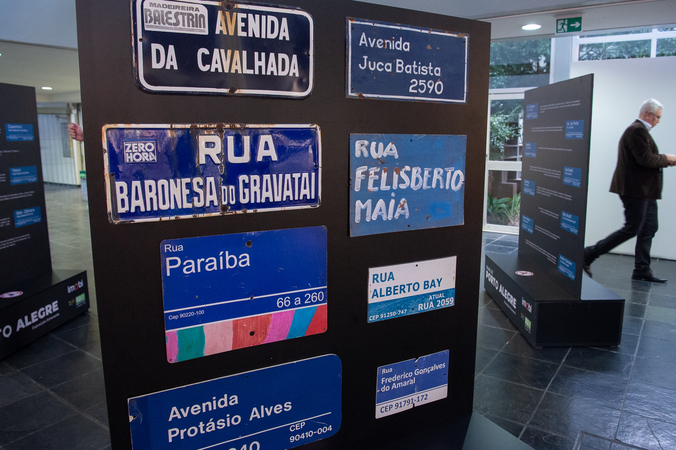 Presidente na exposição "Ruas de Porto Alegre".
