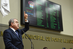 Vereador Idenir Cecchim (PMDB)
