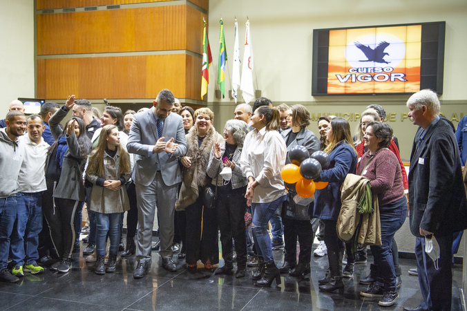 Sessão Solene de Outorga do Título Honorífico de Cidadã de Porto Alegre à Professora Beatriz Margarida Backes. Proposição do Vereador Alexandre Bobadra