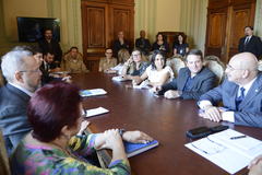 Reunião realizada no Palácio Piratini contou com a presença do ministro do Desenvolvimento Social e Agrário, Osmar Terra. 