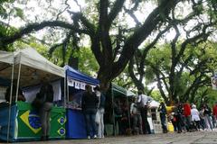 Pela legislação atual, bancas só podem ocupar o canteiro central da avenida 