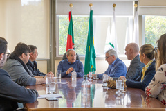 Presidente Idenir Cecchim recebe representantes do Sindilojas, Sindha, Agas, CDL e Abrasel