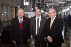 Na foto com o novo presidente do sindicato, Arildo Bennech Oliveira, e o presidente da Fiergs, Gilberto Porcello Petry 