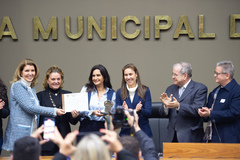 Homenagem a Associação dos Amigos do Hospital Materno Infantil Presidente Vargas para entrega do troféu Câmara de Porto Alegre