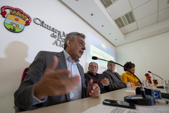 Audiência Pública para apresentação e debate das Diretrizes Orçamentárias 2023 para o Município de Porto Alegre com a presença do Prefeito Sebastião Melo e do Presidente da Câmara Municipal Idenir Cecchim.

Convidados: Secretaria Municipal da Fazenda – SMF; e Secretaria Municipal de Planejamento e Assuntos Estratégicos – SMPAE.