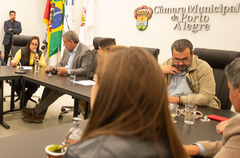Presidente em exercício Giovane Byl, recebe o Prefeito de Porto Alegre, Senhor Sebastião Melo, para reunião sobre a LDO e Projeto do Passe Livre.