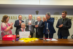 Sessão Solene de Outorga do Título Cidadão de Porto Alegre ao senhor José de La Cruz Benitez Santa Cruz