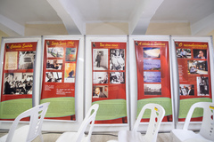 Eventos da Escola do Legislativo da Câmara Municipal na Feira do Livro de Porto Alegre. Exposição sobre Mario Quintana