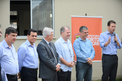 Vereadores prestigiaram a entrega das moradias