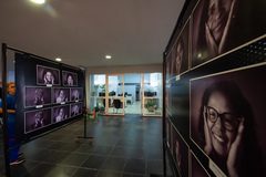 Exposição Todos os Tons, em referência à semana da consciência negra.