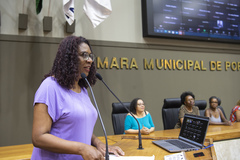 Luciane Congo falou em nome do coletivo de vereadoras