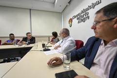 Desocupação e reintegração de posse Estrada Octaviano José Pinto.

CONVIDADOS : Gabinete do Prefeito; Departamento Municipal de Habitação de Porto Alegre (DEMHAB); Secretaria Municipal de Habitação e Regularização Fundiária (SMHARF); Procuradoria-Geral do Município; Defensoria Pública do Rio Grande do Sul; Ministério Público do Estado do Rio Grande do Sul (MP/RS).