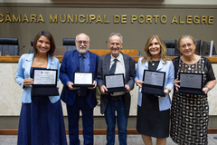 Placas registram tempo de atuação de cada vereador