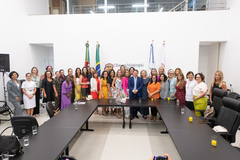 Presidente Hamilton Sossmeier participa de confraternização em celebração ao Dia Internacional da Mulher, organizada pela Procuradoria Especial da Mulher da CMPA, presidida pela vereadora Mônica Leal.