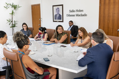 Presidente Hamilton Soosmeier recebe representantes do CEATE- Comissão Especial de Acompanhamento do Trabalho Educativo da SMED/PMPA.