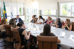 Presidente Hamilton Soosmeier recebe representantes do CEATE- Comissão Especial de Acompanhamento do Trabalho Educativo da SMED/PMPA.