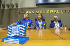 Atletas do projeto participaram da sessão plenária desta segunda-feira