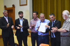 Vereadores receberam dossiê entregue pela Amai