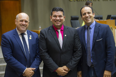 Movimentação de plenário. Vereadores do PSDB, Gilson Padeiro, Conselheiro Marcelo e Moisés Maluco do Bem