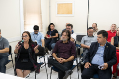 Vereadores da Cosmam fazem visita ao DMAE, na estação de tratamento de água Moinhos de Vento. Na foto, vereadora Claudia Araújo (ao microfone), vereadores Aldacir Oliboni e José Freitas