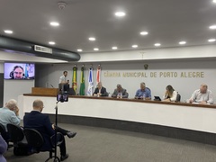 Segunda reunião da Frente Parlamentar da Reforma Tributária foi realizada nesta quinta-feira, 23, no Plenário Ana Terra da Câmara de Vereadores de Porto Alegre. Foto: OAJ