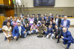 Período de comunicações em homenagem a Sociedade Beneficente Recreativa Cultural Associação Comunitária Copacabana, campeã do grupo Prata do carnaval de Porto Alegre