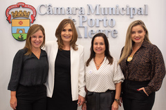 Palestra "Redes de Proteção à Mulher", com a Promotora Carla Carrión Frós (GEPEVID), a Delegada Cristiane Ramos, e a Dra. Luciane Faraco. Na mediação a vereadora Mônica Leal.