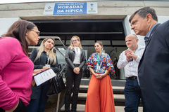Parlamentares foram à unidade de Saúde Moradas da Hípica para apurar denúncia